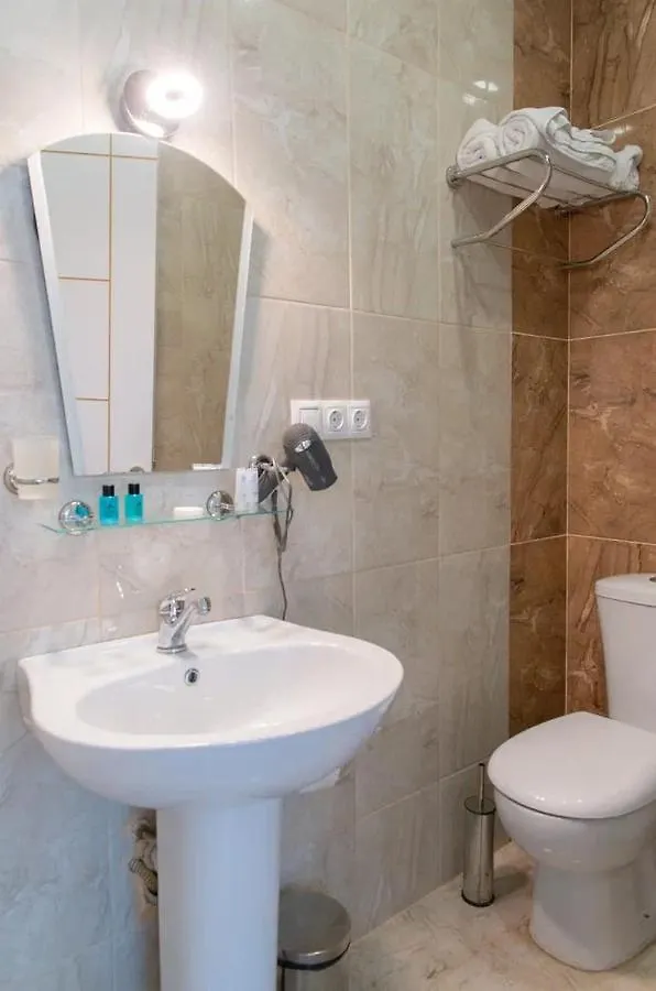 Leo Group Amazing Studio With Twin Bed Batumi Georgia