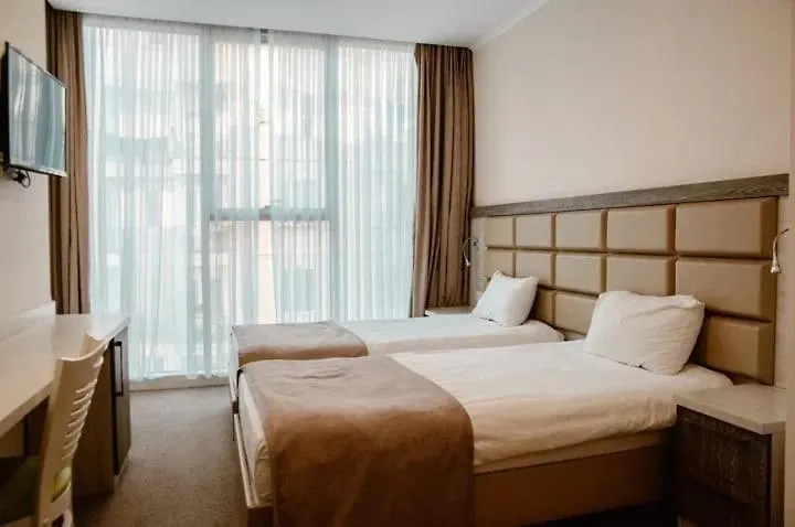 Leo Group Amazing Studio With Twin Bed Batumi 0*,